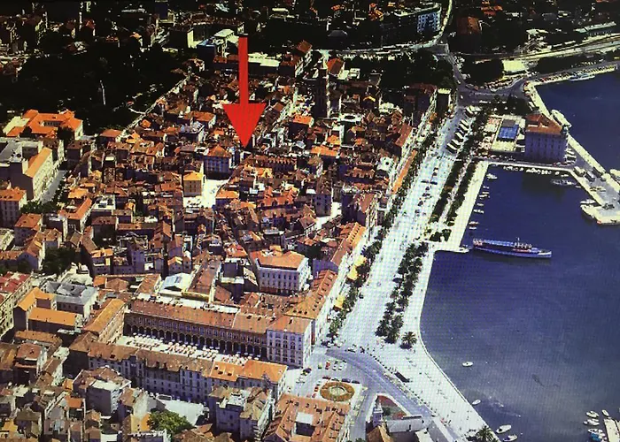 Get Split Luxury Apartment
